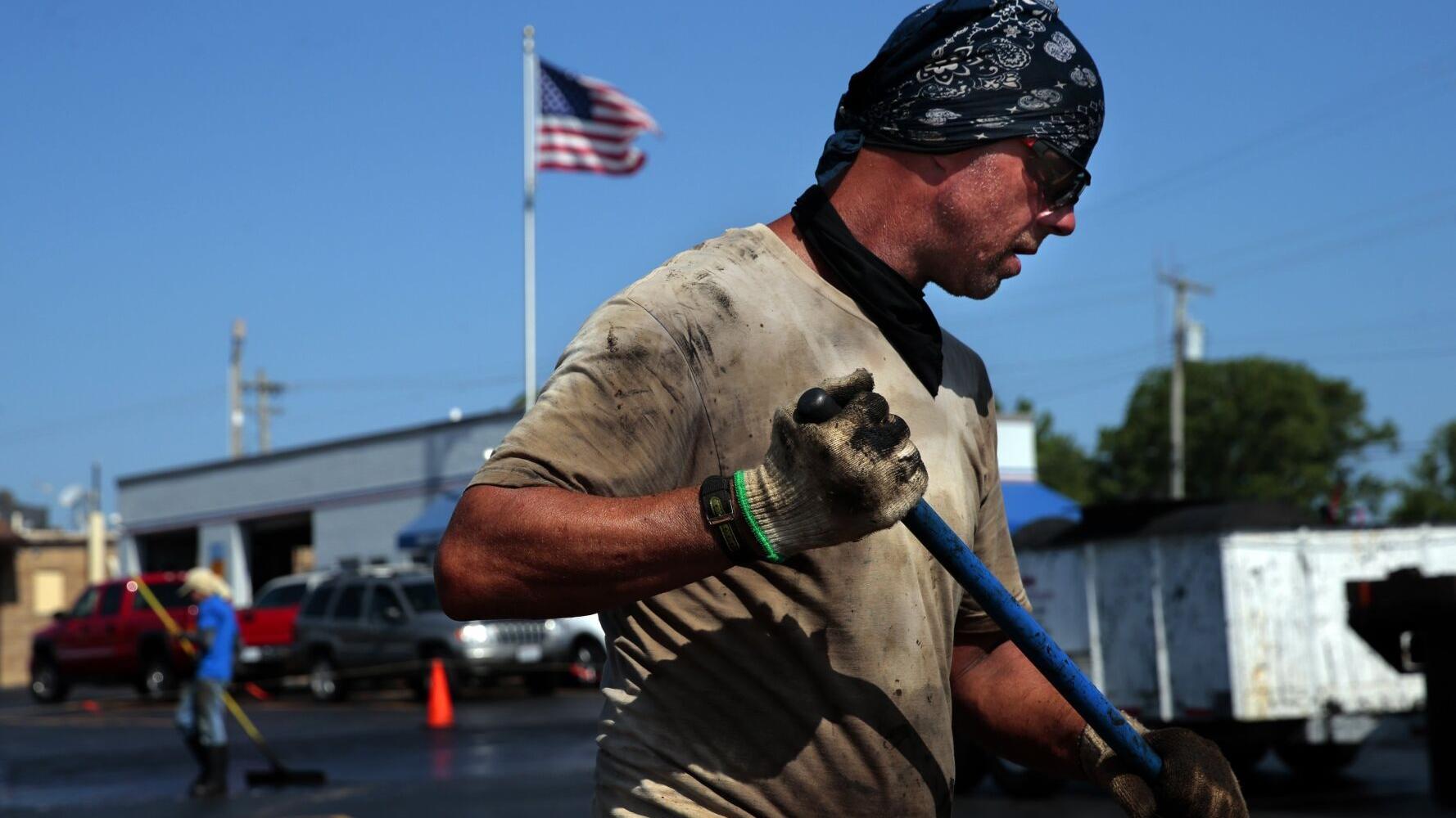 St. Louis heat wave should ease this weekend, but triple-digit temps loom again